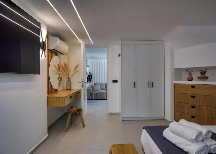 Costa Dorata Seaside Villa Chrisi Akti (Paros)