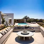 Costa Dorata Seaside Villa
