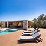 Costa Dorata Seaside Villa