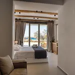 Costa Dorata Seaside Villa *