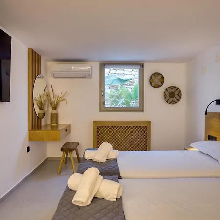 Costa Dorata Seaside Villa