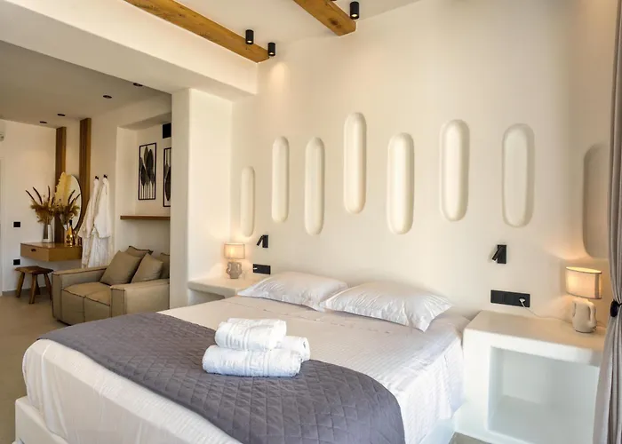 Costa Dorata Seaside Villa