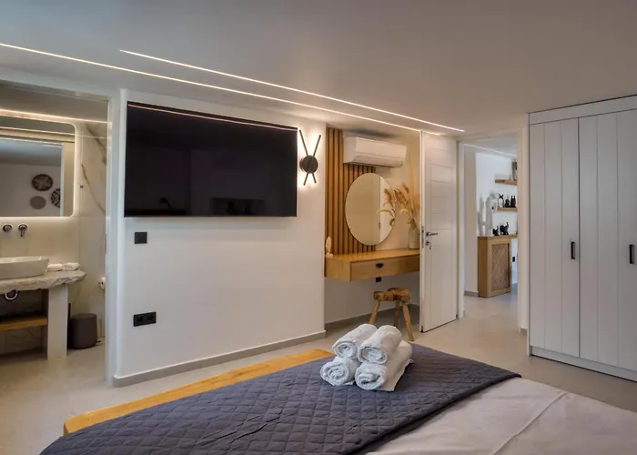 Costa Dorata Seaside Villa Chrisi Akti (Paros)